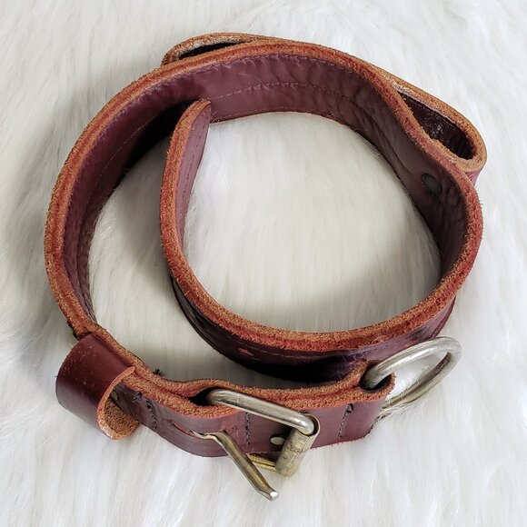 Signature K9 Heavy Duty Agitation Collar with Handle, 2-Inch, Burgundy - Picture 7 of 8